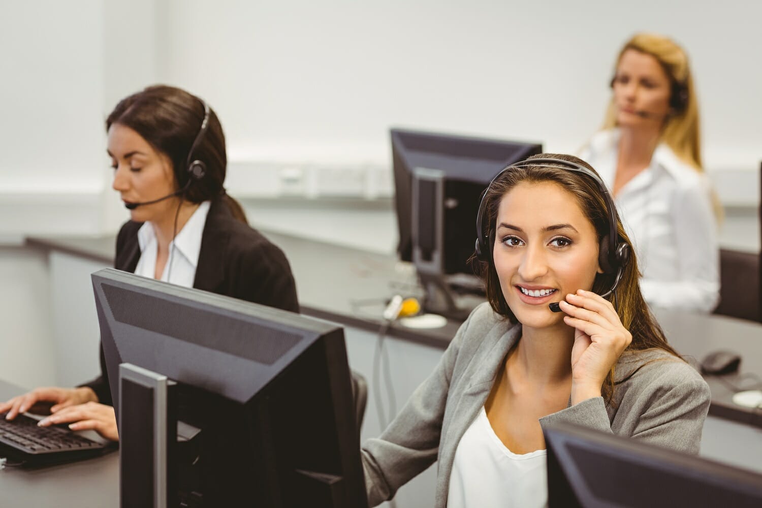 Kontaktzentrum auf Microsoft Teams : Online-Mitarbeiter in einem Kontaktzentrum